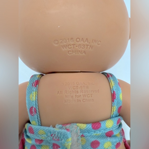 9โ Cabbage Patch Kids Deluxe Splash 'N Float Tiny Newborn doll - Picture 8 of 8